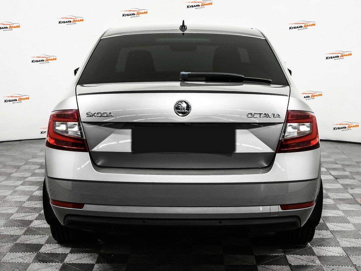 Skoda Octavia 2018 года с пробегом. Фото: #5