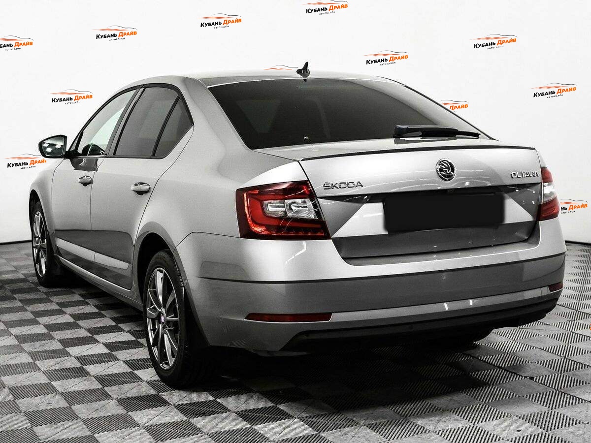 Skoda Octavia 2018 года с пробегом. Фото: #6