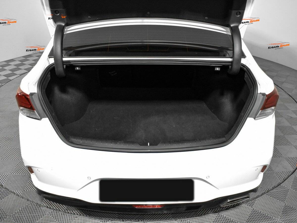 Hyundai Sonata 2019 года с пробегом. Фото: #17