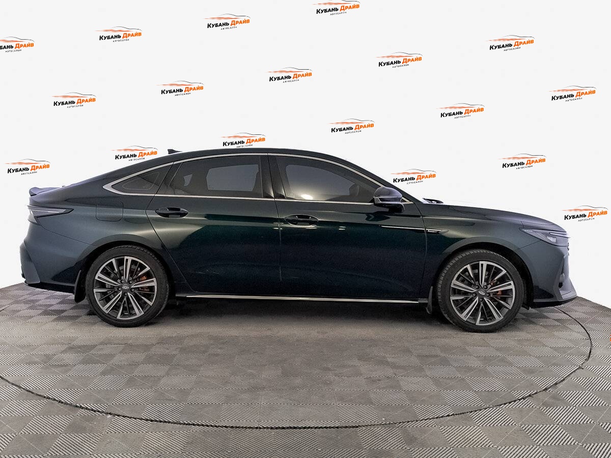 Chery Arrizo 8 2023 года с пробегом. Фото: #3