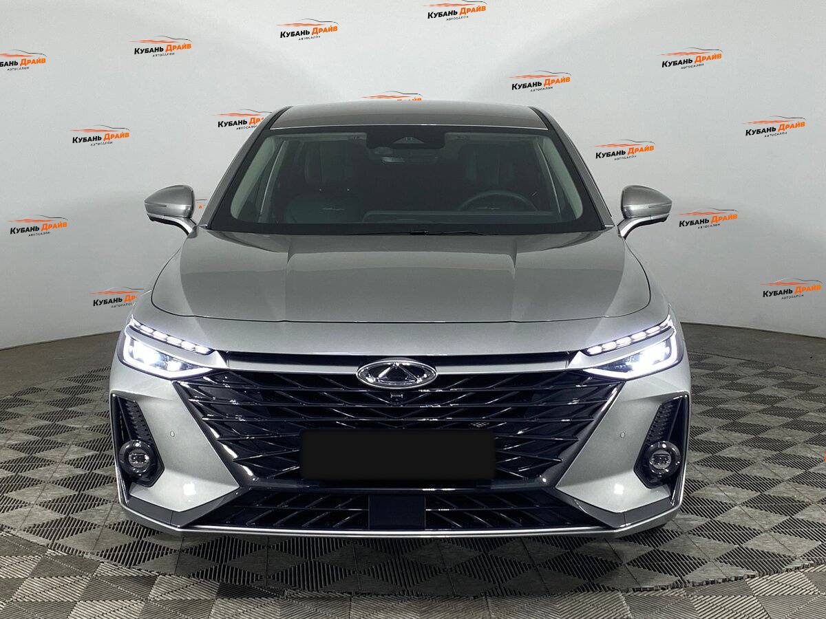 Chery Arrizo 8 2023 года с пробегом. Фото: #1