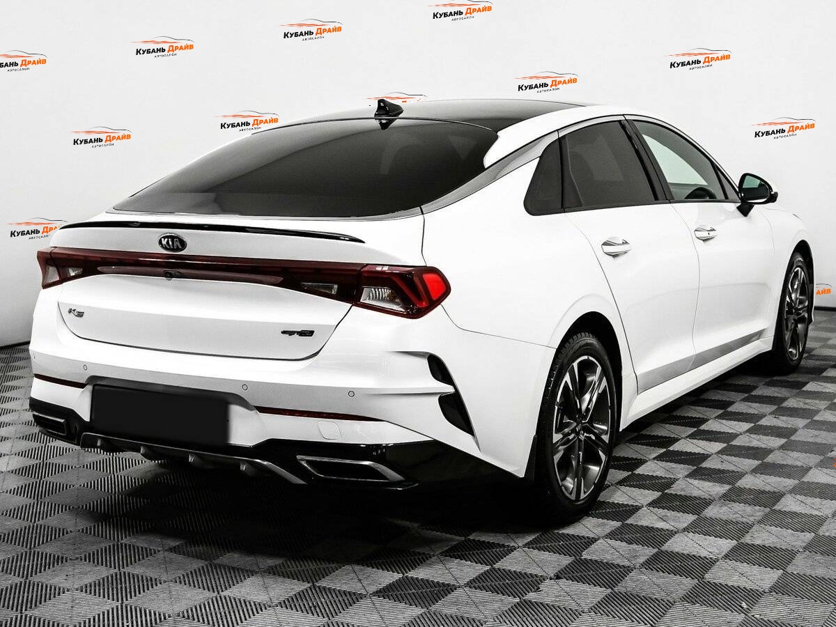 Kia K5 2020 года с пробегом. Фото: #4