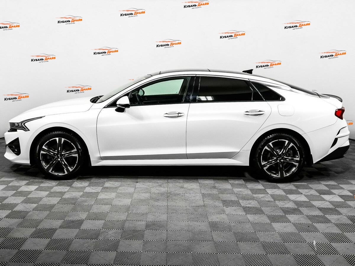 Kia K5 2020 года с пробегом. Фото: #7