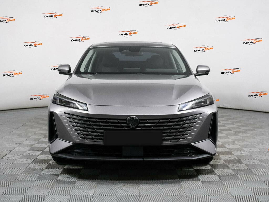 Changan Lamore 2023 года с пробегом. Фото: #1