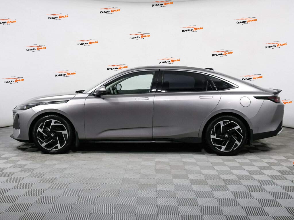 Changan Lamore 2023 года с пробегом. Фото: #7