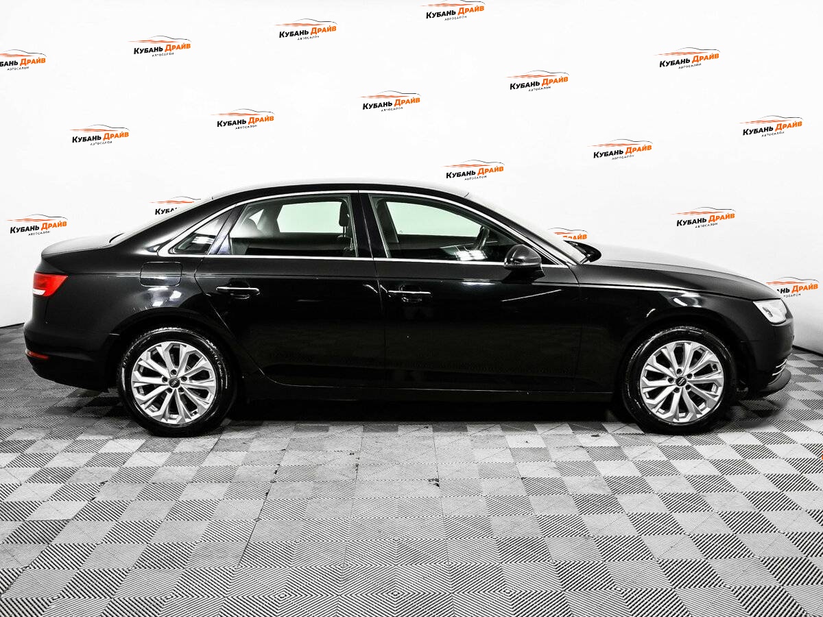 Audi A4 2015 года с пробегом. Фото: #3