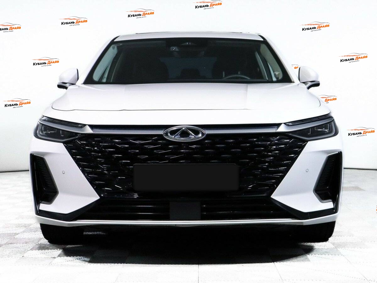 Chery Arrizo 8 2022 года с пробегом. Фото: #1