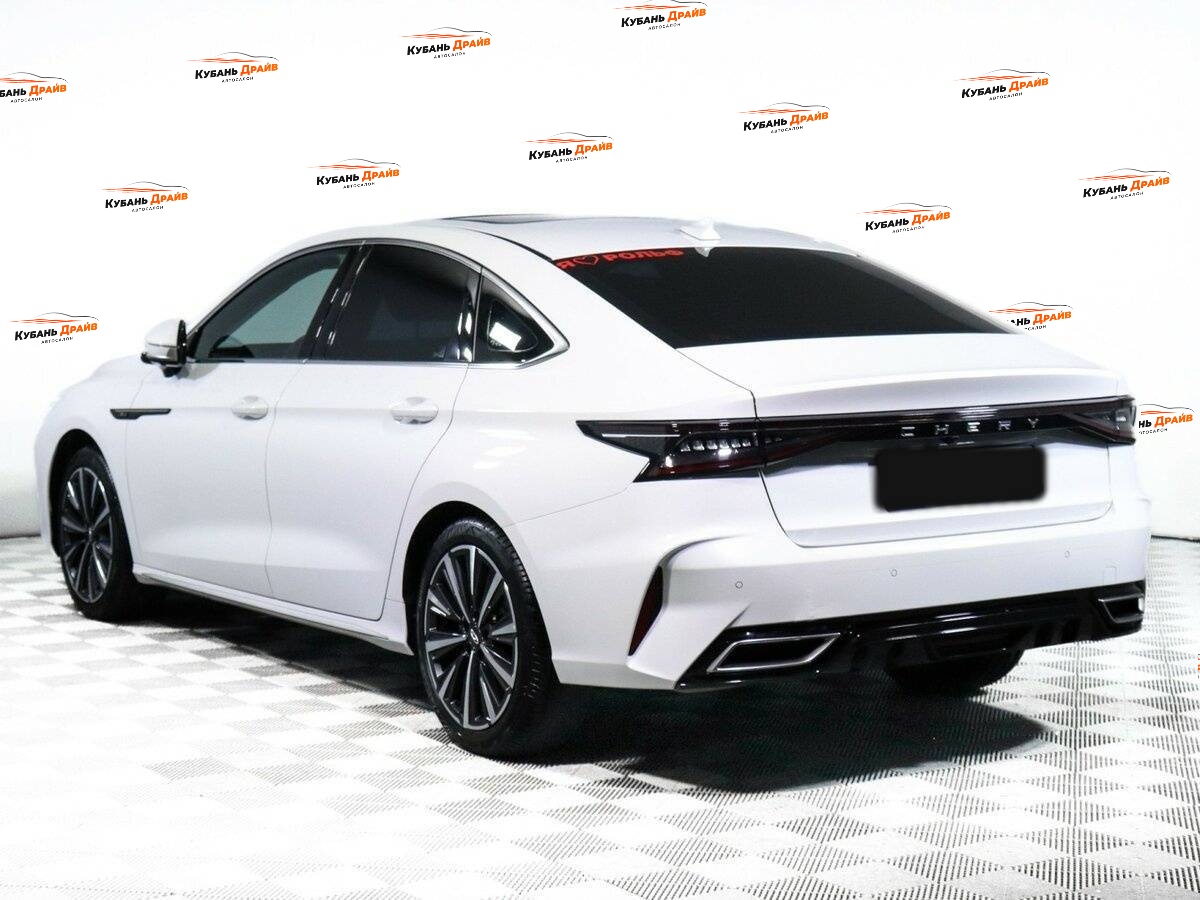 Chery Arrizo 8 2022 года с пробегом. Фото: #6