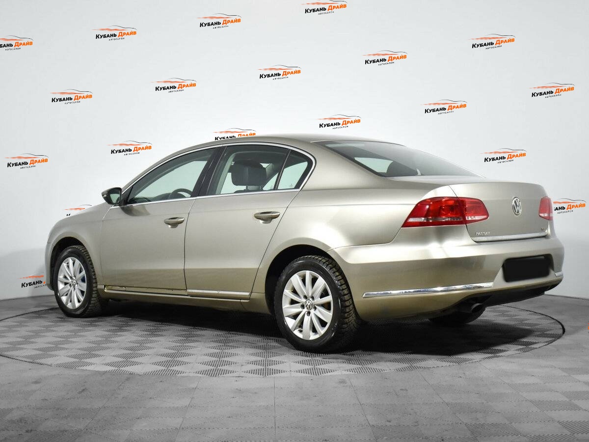 Volkswagen Passat 2012 года с пробегом. Фото: #5