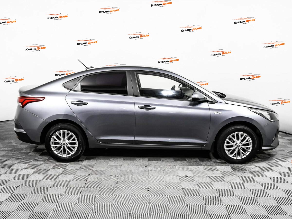 Hyundai Solaris 2021 года с пробегом. Фото: #3