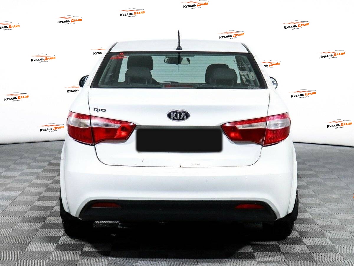 Kia Rio 2013 года с пробегом. Фото: #4