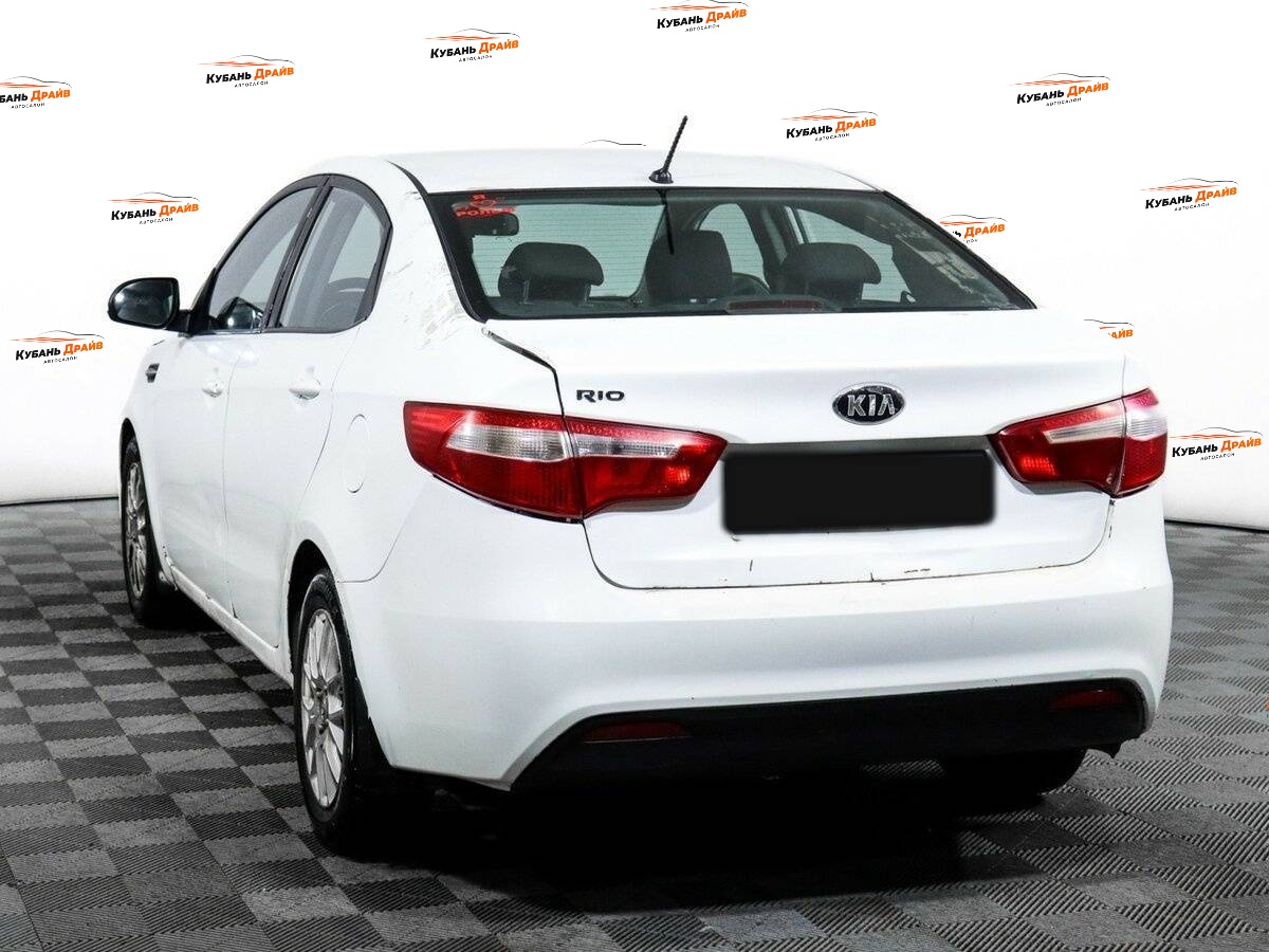 Kia Rio 2013 года с пробегом. Фото: #5