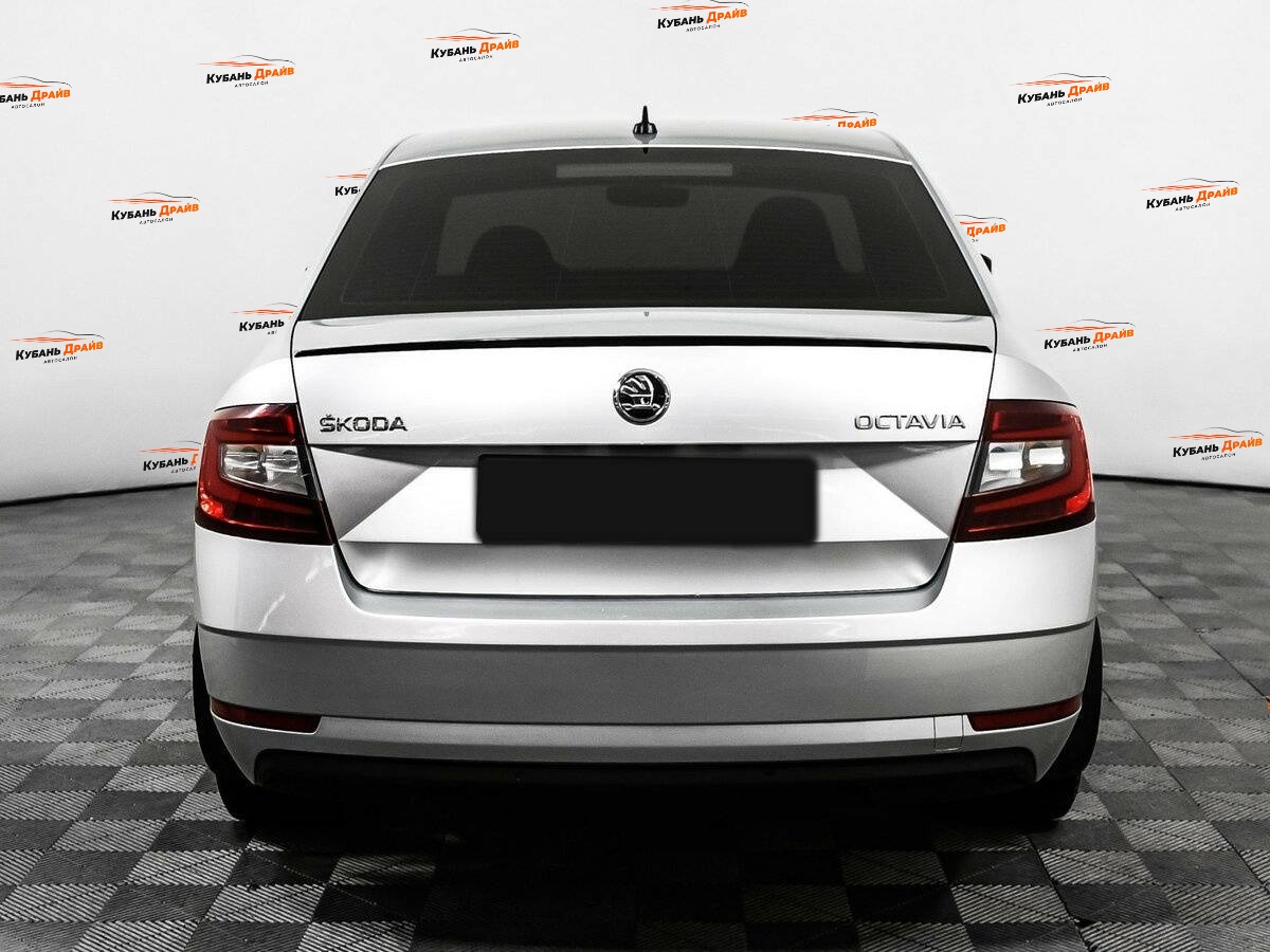 Skoda Octavia 2017 года с пробегом. Фото: #5