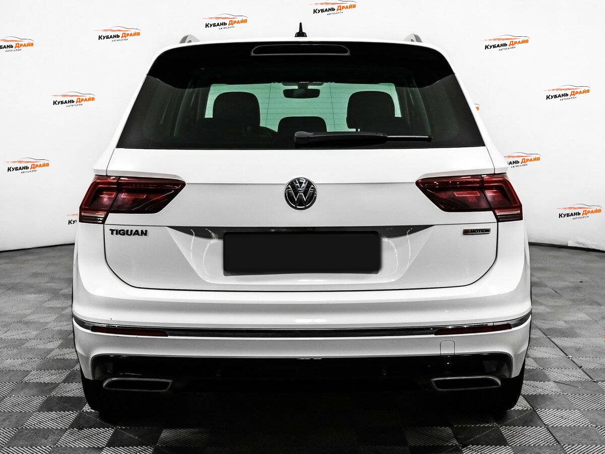 Volkswagen Tiguan 2018 года с пробегом. Фото: #5