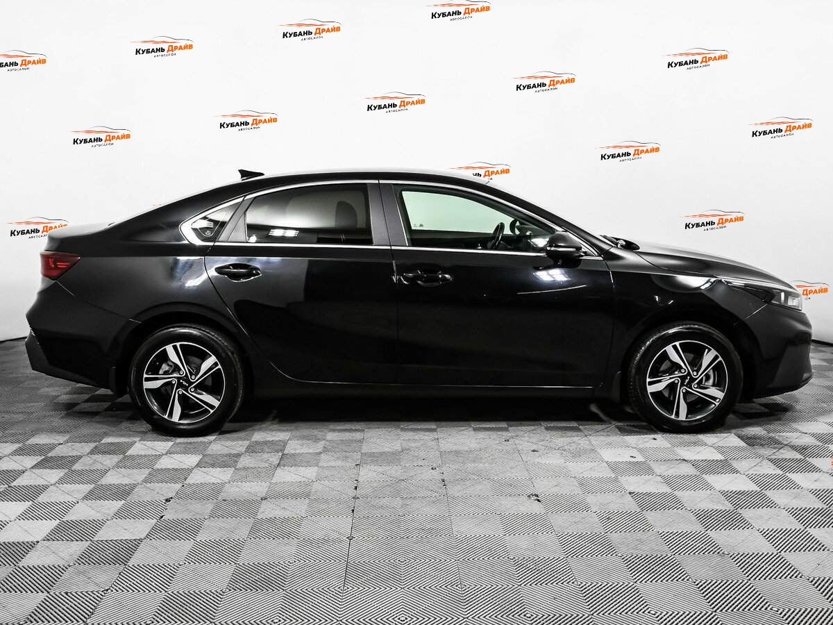 Kia Cerato 2022 года с пробегом. Фото: #3