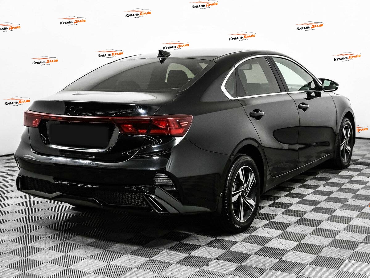 Kia Cerato 2022 года с пробегом. Фото: #4