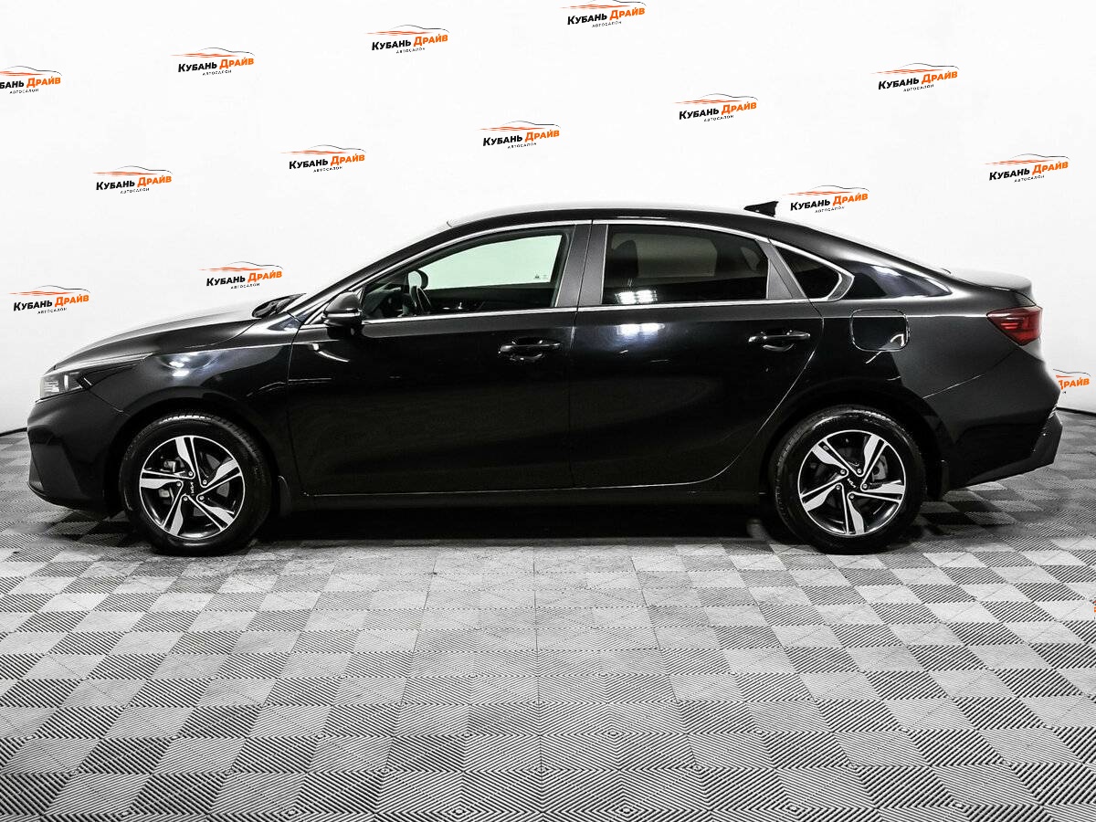 Kia Cerato 2022 года с пробегом. Фото: #7