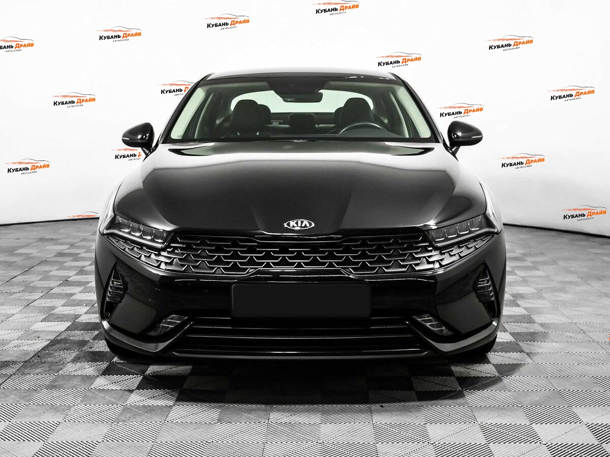 Kia K5 2021 года с пробегом. Фото: #1