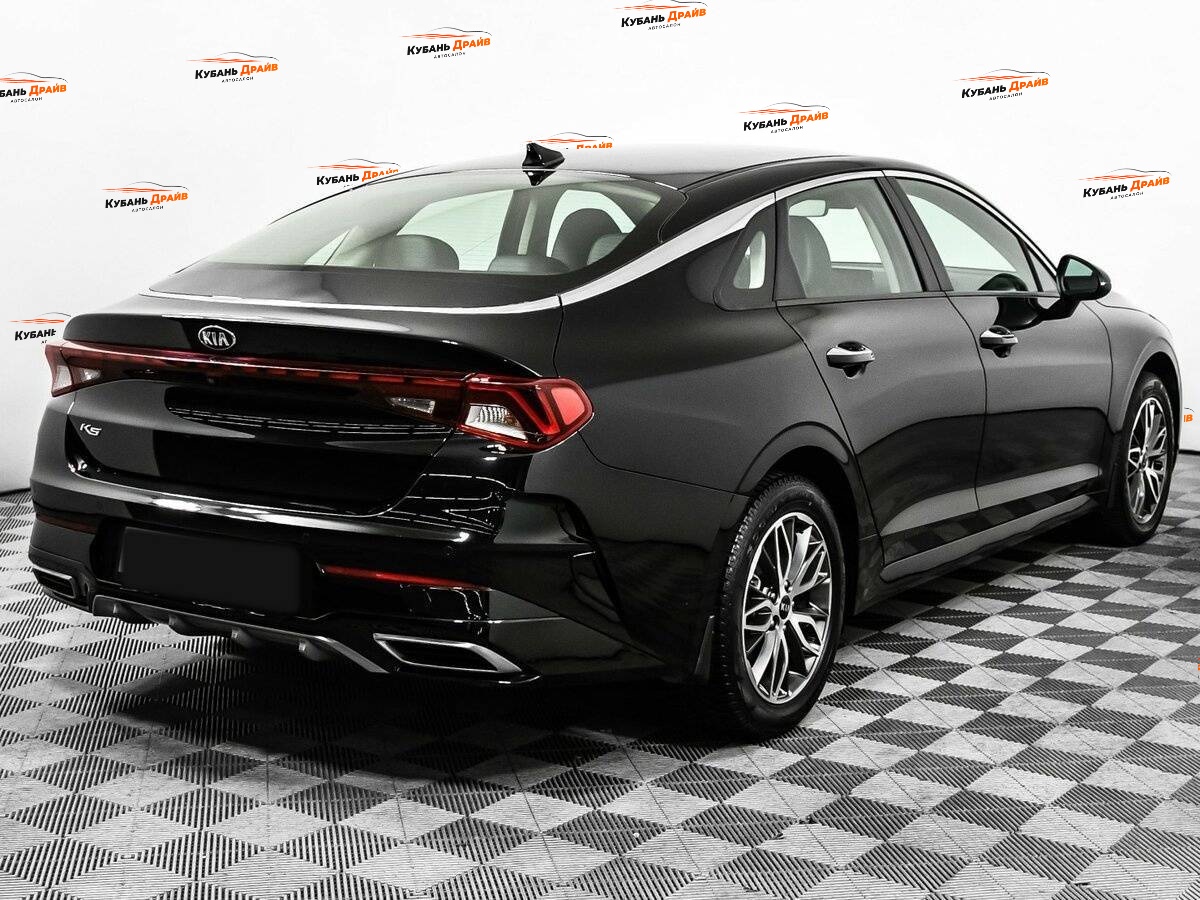Kia K5 2021 года с пробегом. Фото: #4