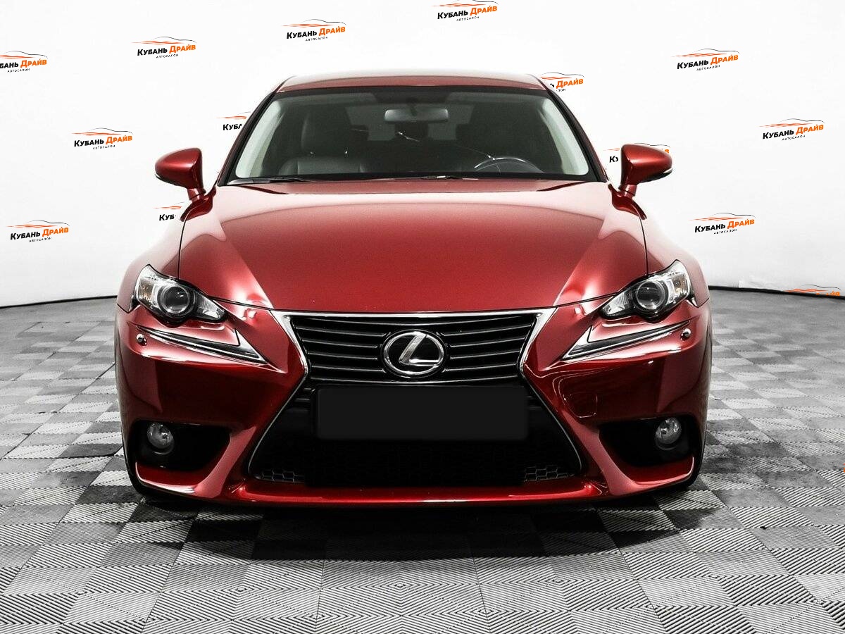 Lexus IS 2014 года с пробегом. Фото: #1