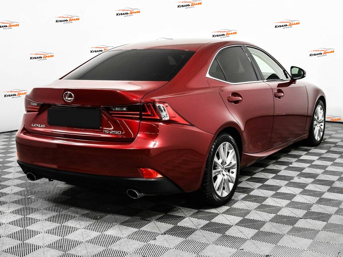 Lexus IS 2014 года с пробегом. Фото: #4