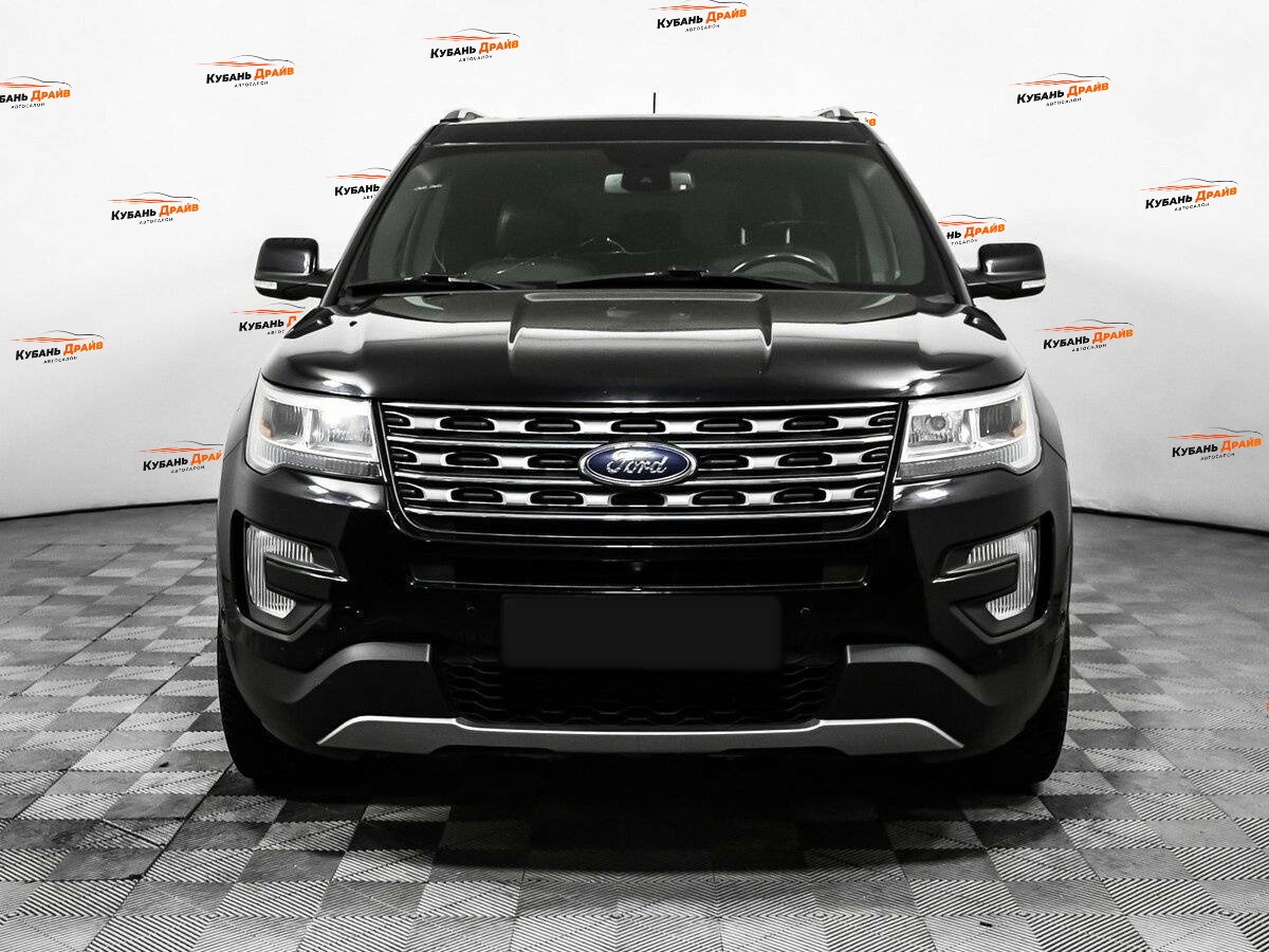 Ford Explorer 2017 года с пробегом. Фото: #1