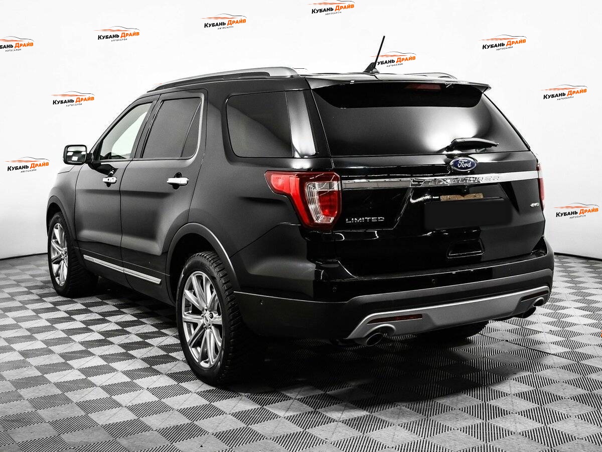 Ford Explorer 2017 года с пробегом. Фото: #6