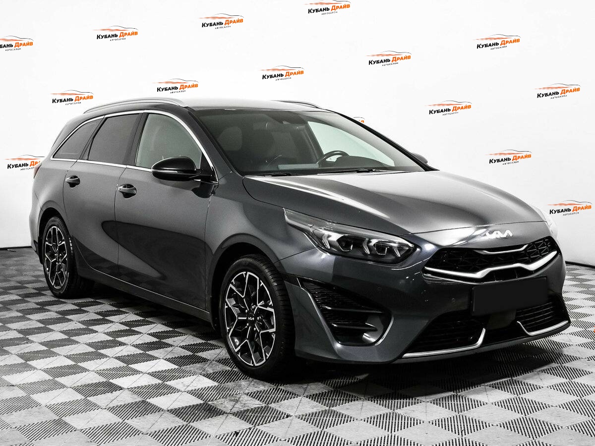 Kia Ceed 2021 года с пробегом. Фото: #2