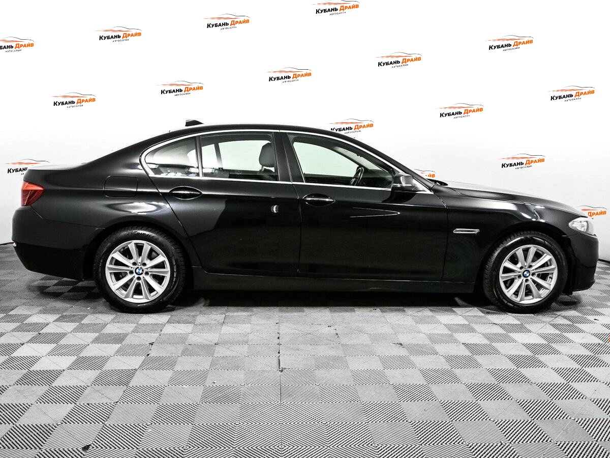 BMW 5 серии 2016 года с пробегом. Фото: #3