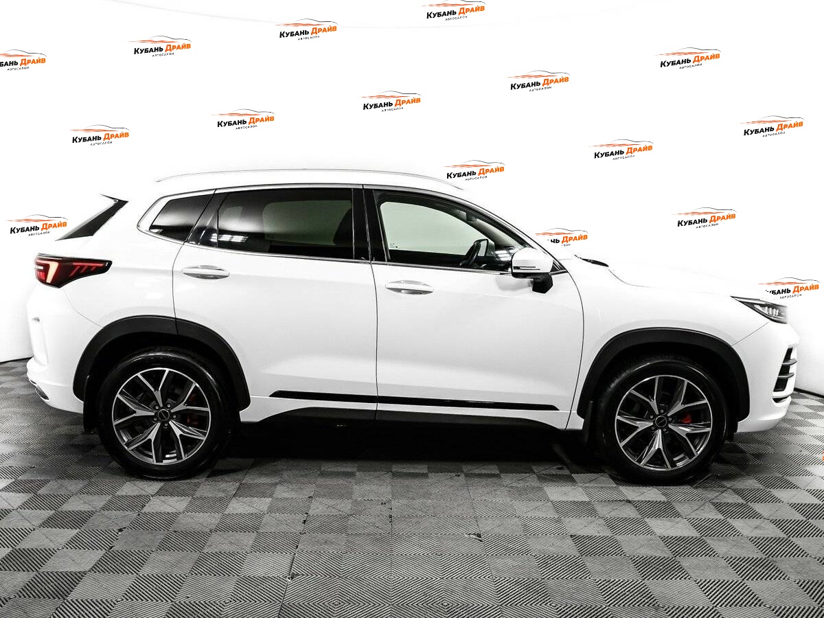 EXEED LX 2023 года с пробегом. Фото: #3