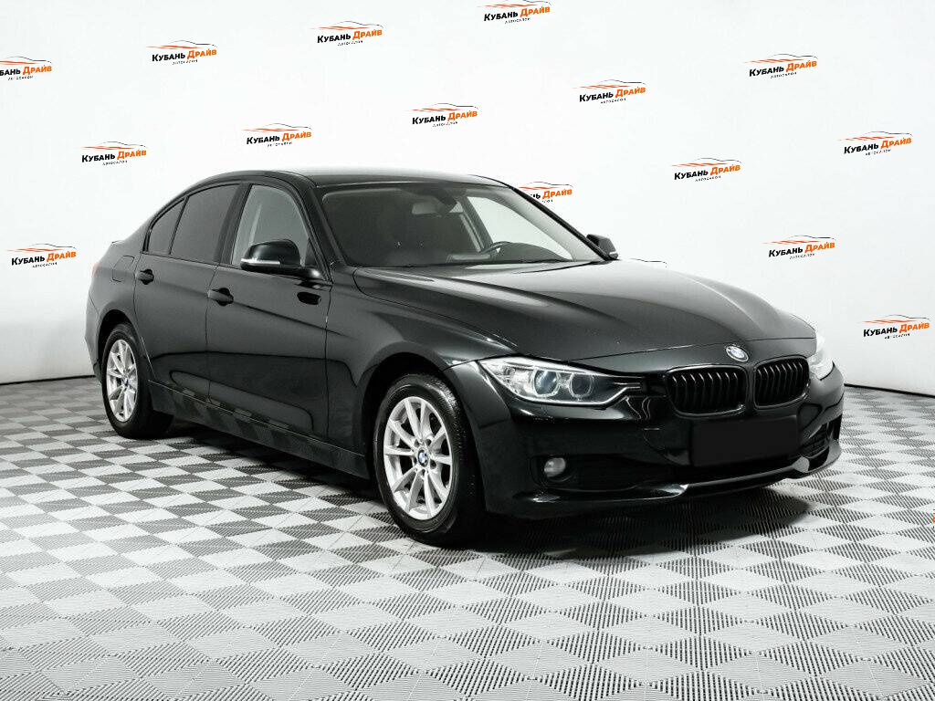 BMW 3 серии 2015 года с пробегом. Фото: #1