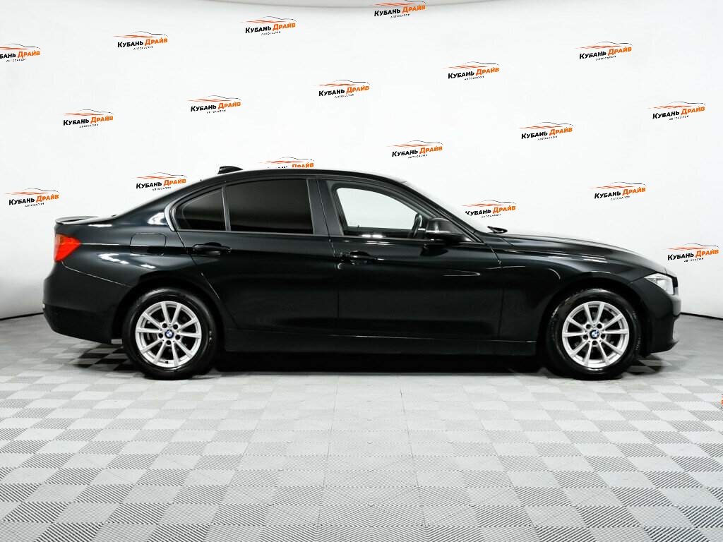 BMW 3 серии 2015 года с пробегом. Фото: #2