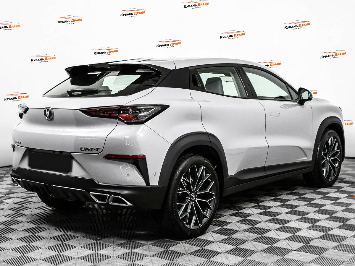 Changan UNI-T 2023 года с пробегом. Фото: #4