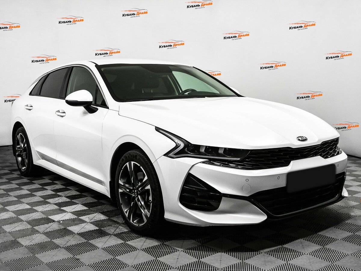 Kia K5 2020 года с пробегом. Фото: #2