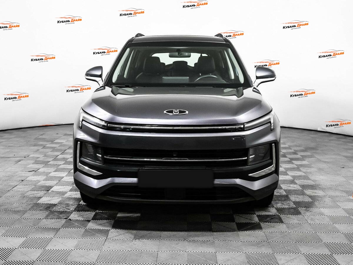 Москвич 3 2023 года с пробегом. Фото: #1