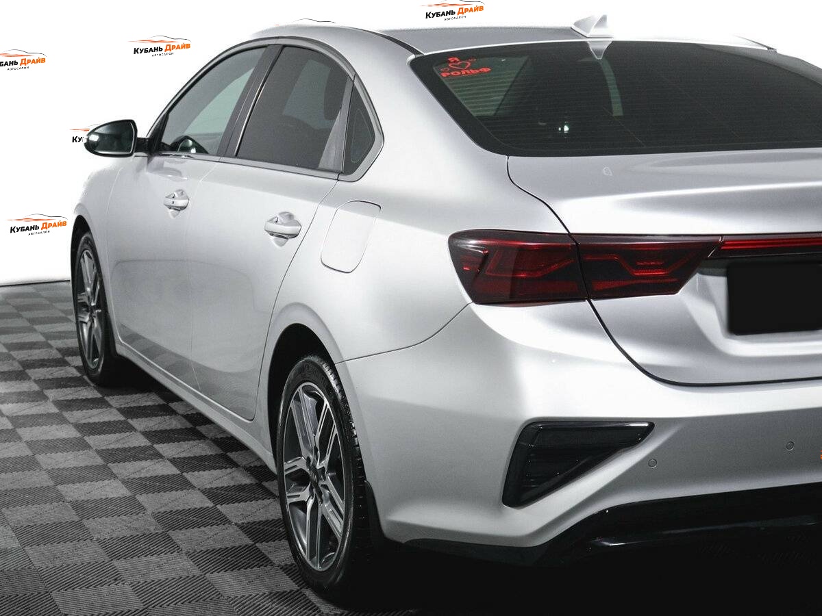 Kia Cerato 2019 года с пробегом. Фото: #19