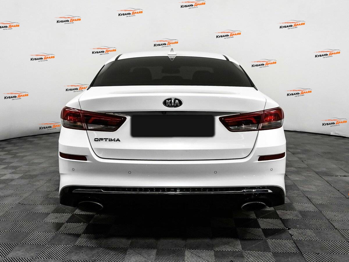 Kia Optima 2018 года с пробегом. Фото: #5