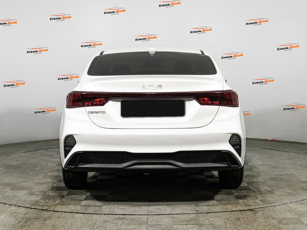 Kia Cerato 2021 года с пробегом. Фото: #5