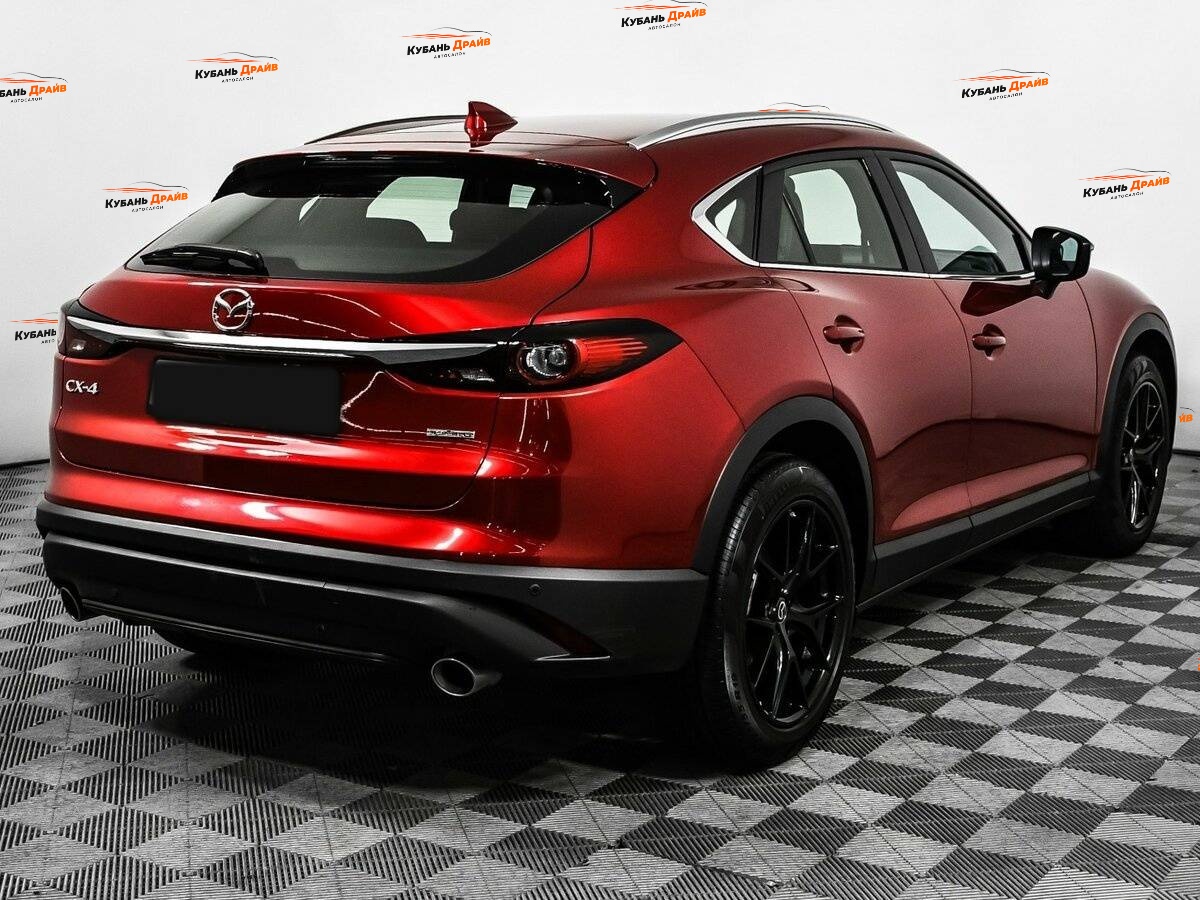 Mazda CX-4 2022 года с пробегом. Фото: #4