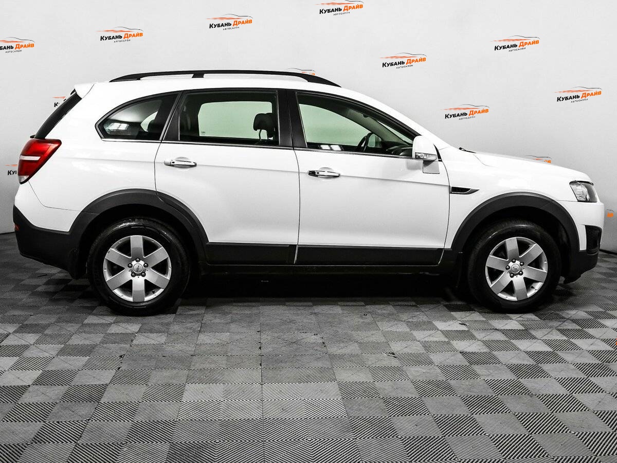 Chevrolet Captiva 2014 года с пробегом. Фото: #3