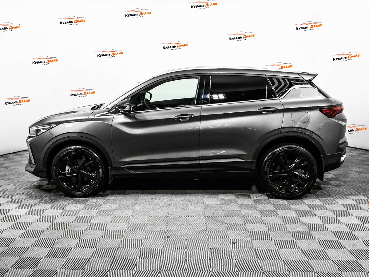 Geely Coolray 2024 года с пробегом. Фото: #7