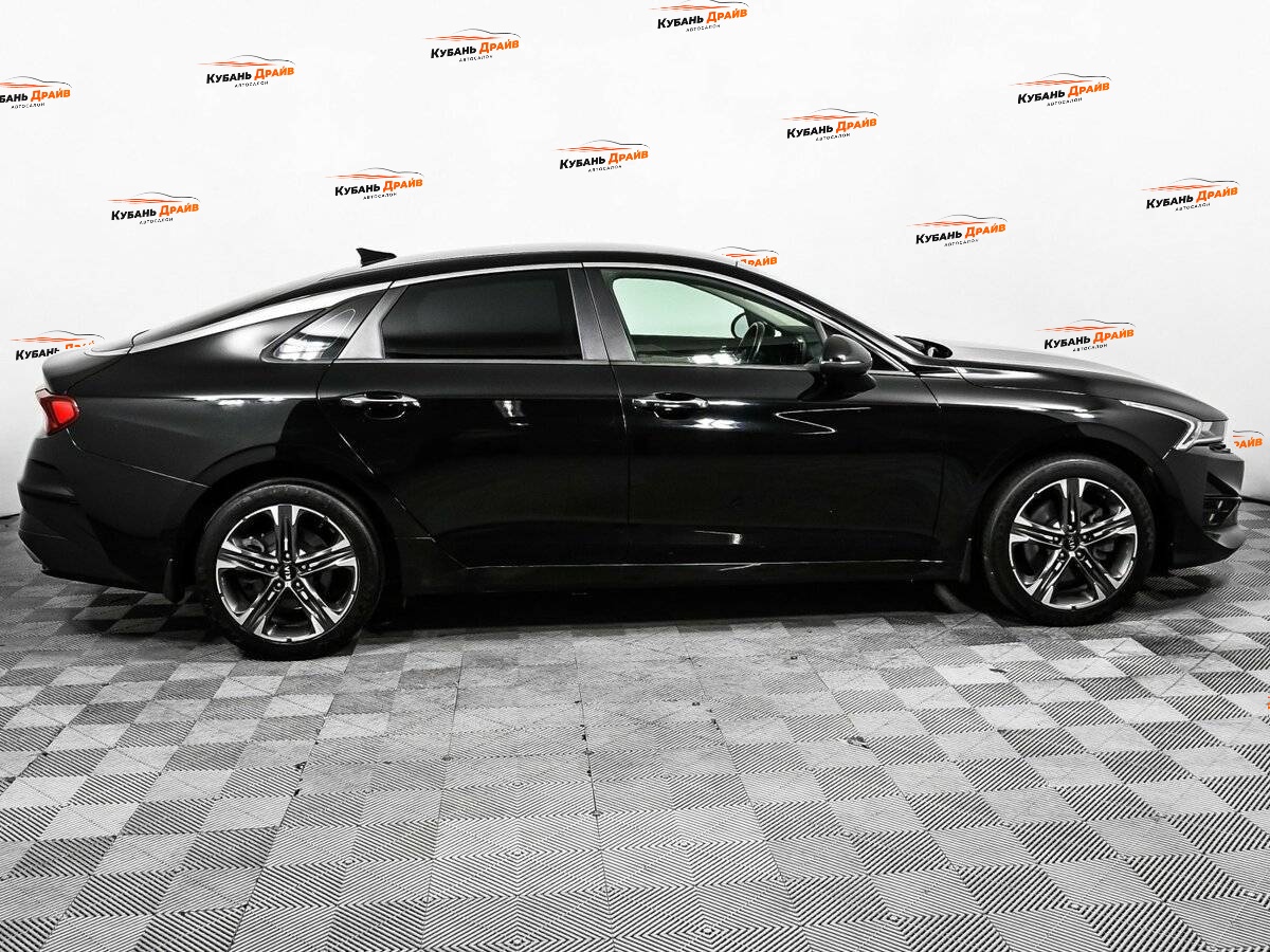Kia K5 2020 года с пробегом. Фото: #3