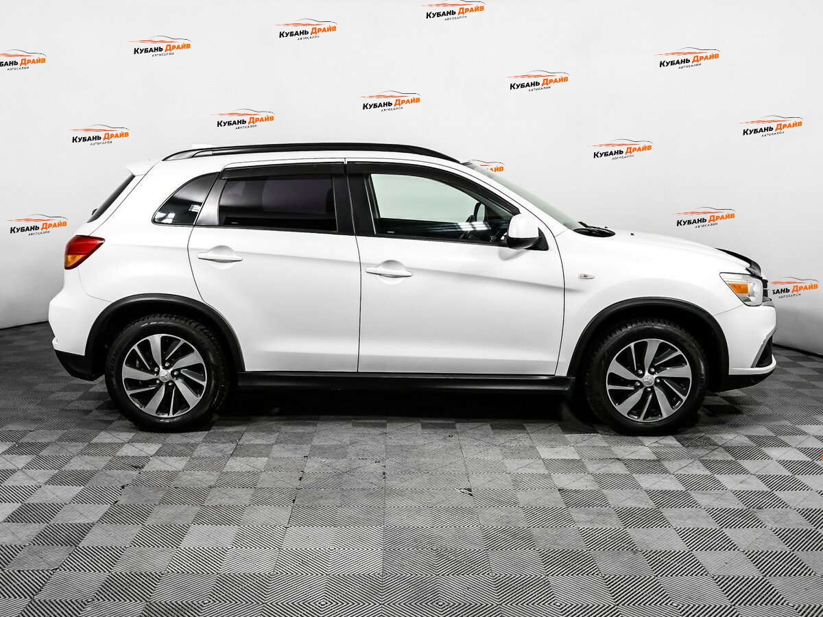 Mitsubishi ASX 2018 года с пробегом. Фото: #3