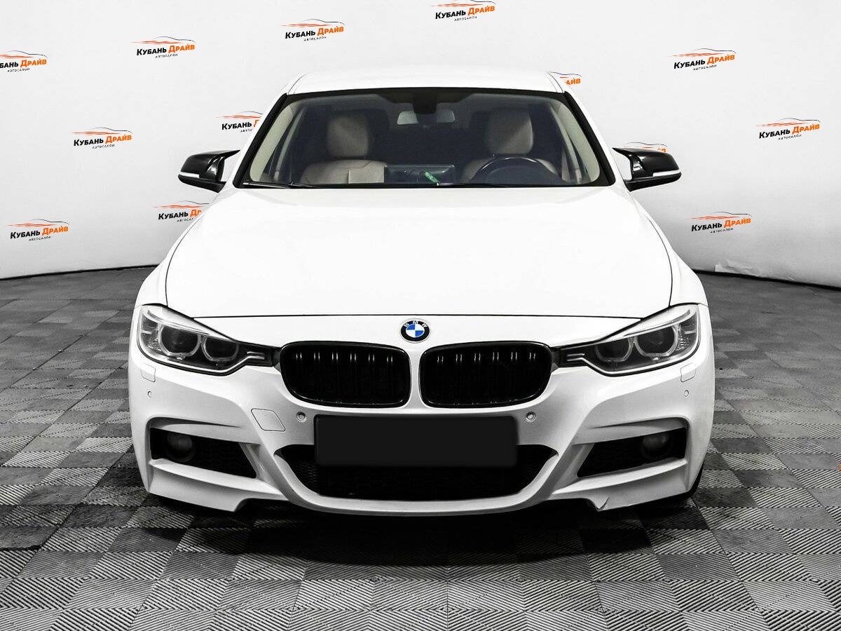 BMW 3 серии 2013 года с пробегом. Фото: #1