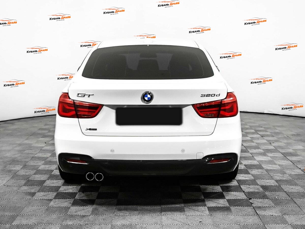 BMW 3 серии 2018 года с пробегом. Фото: #5