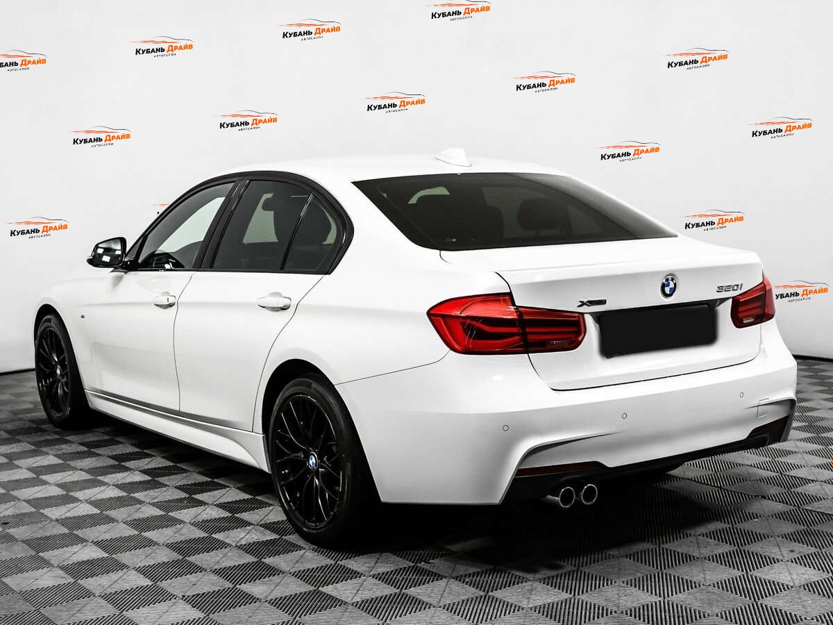 BMW 3 серии 2018 года с пробегом. Фото: #6