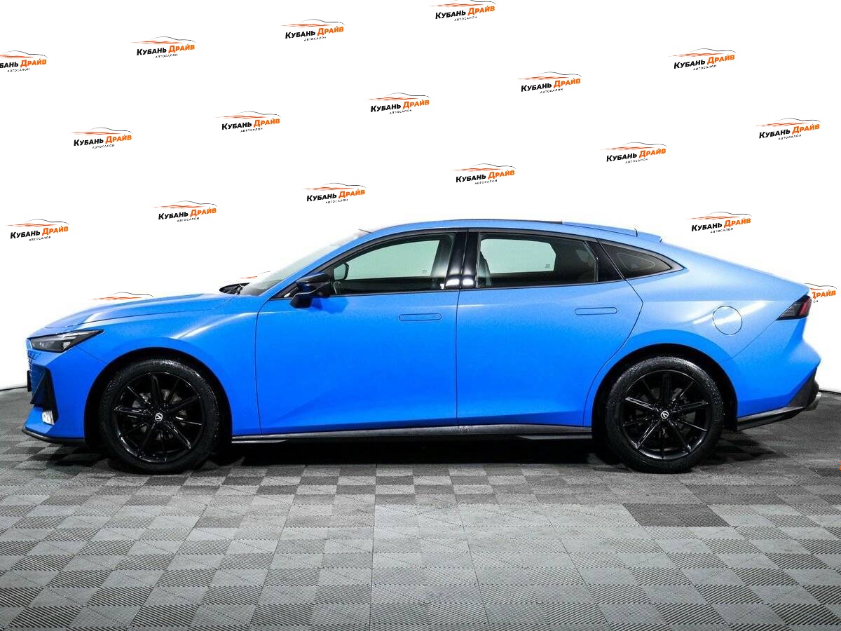 Changan UNI-V 2022 года с пробегом. Фото: #4