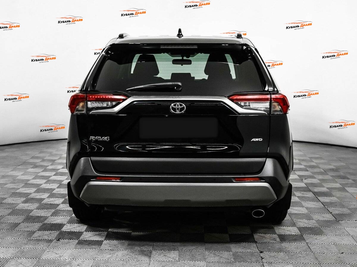 Toyota RAV4 2020 года с пробегом. Фото: #5