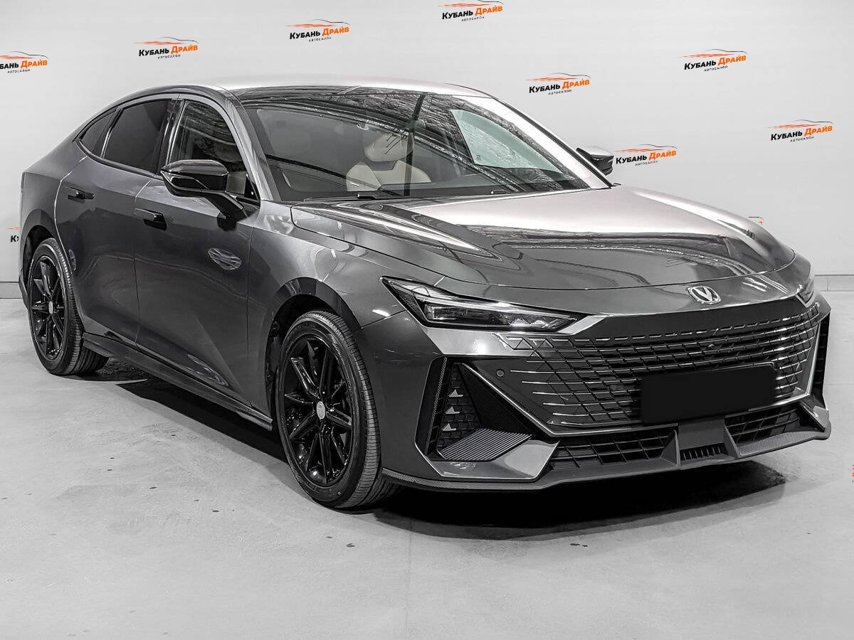 Changan UNI-V 2023 года с пробегом. Фото: #2