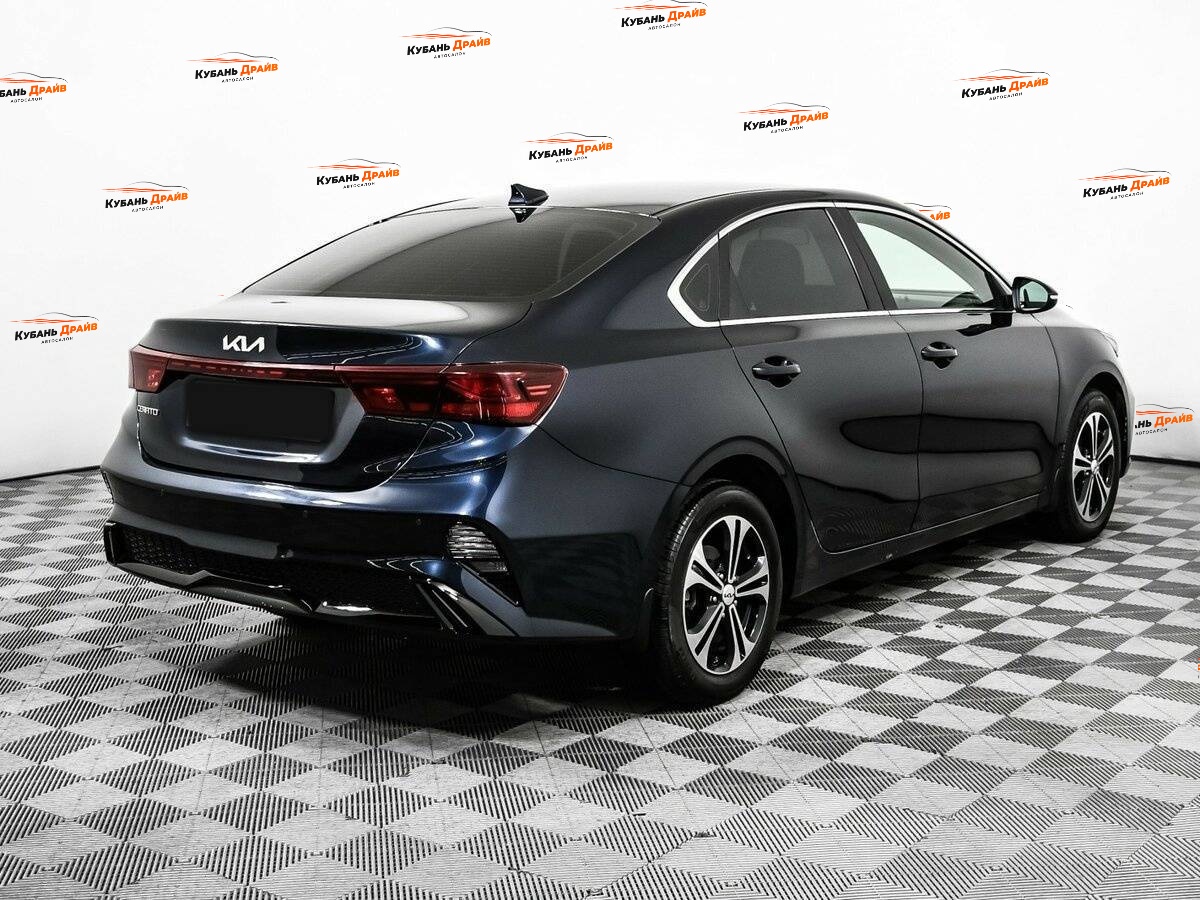 Kia Cerato 2022 года с пробегом. Фото: #4